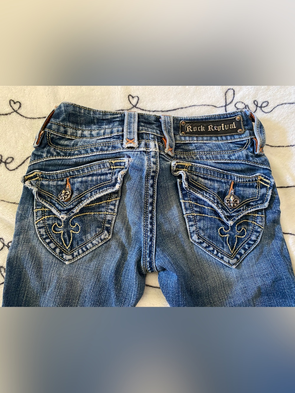 Rock Revival low rise Embroidered Back Pocket Bootcut Jeans size 23 (00)